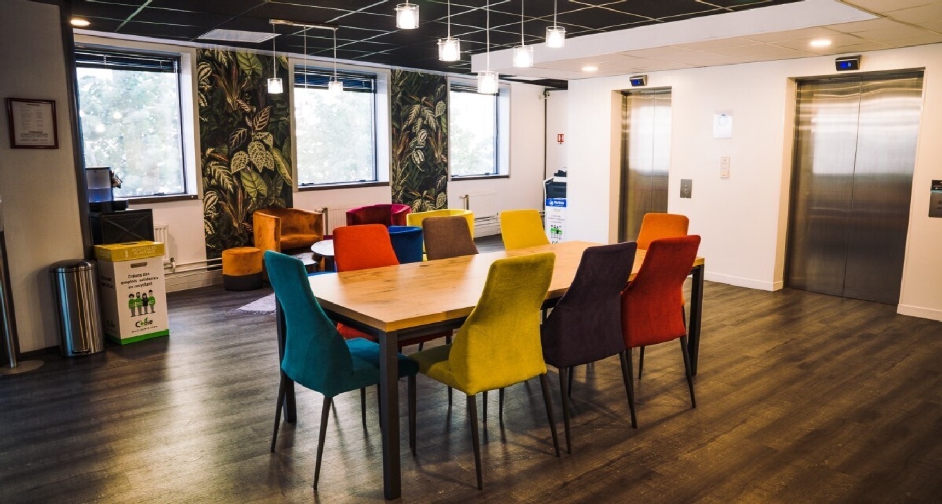 Rent office 44 avenue Georges Pompidou — photo 9