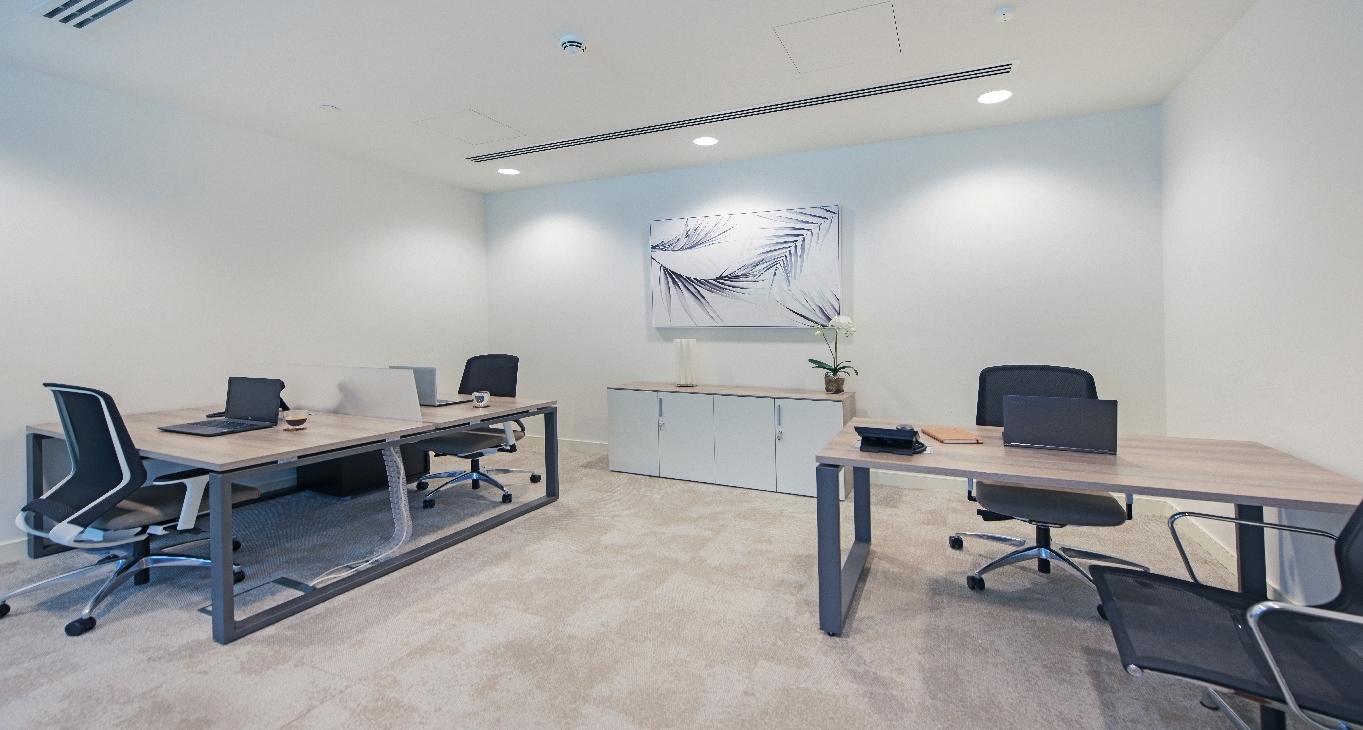 Rent office Boulevard Plaza, Tower 2 — photo 10
