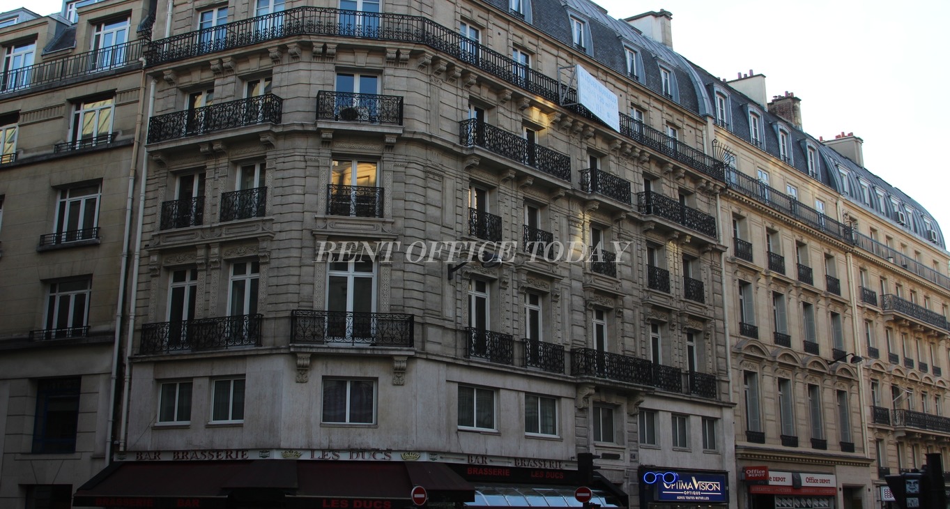 Rent office 17 Rue du 4 Septembre — photo 1