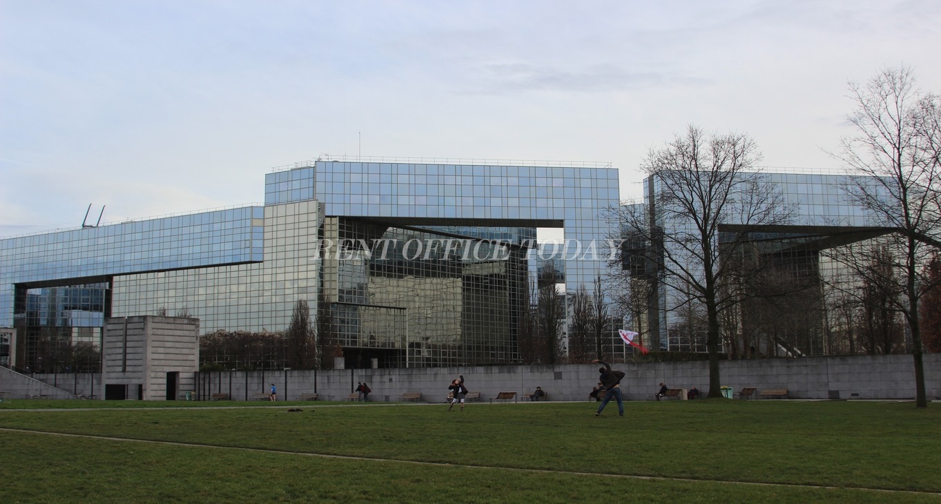 Rent office LE PONANT SEINE — photo 3