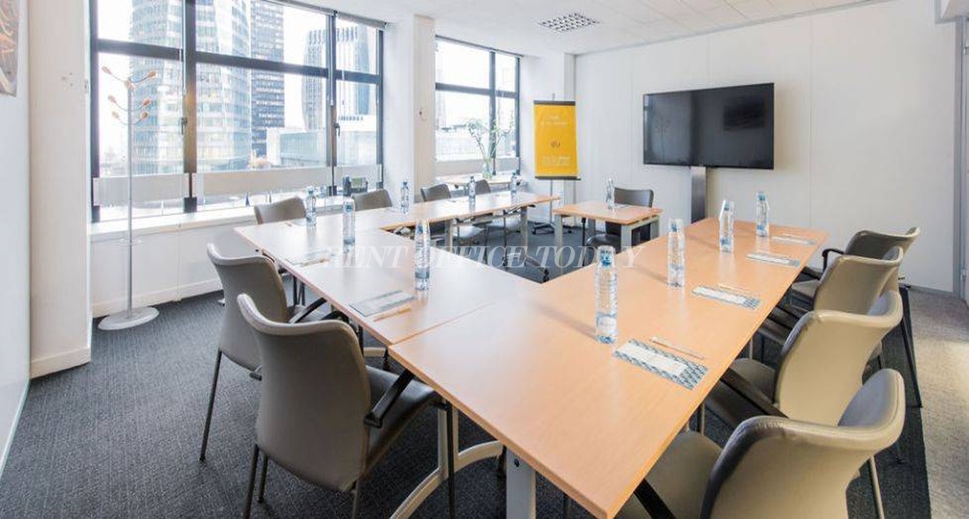 Rent office Coworking 12 Place de la defance — photo 4