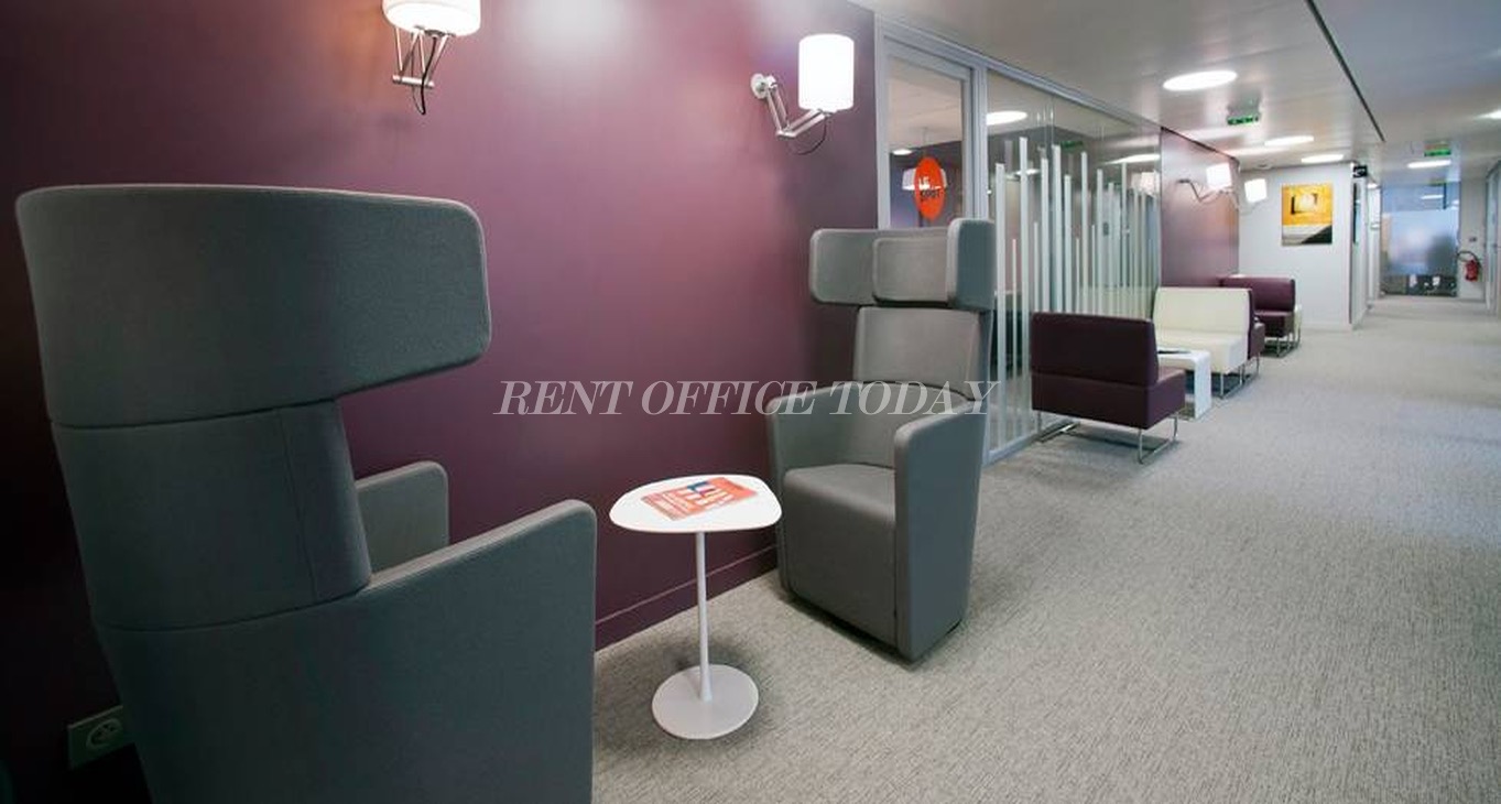 Rent office Coworking 12 Place de la defance — photo 14