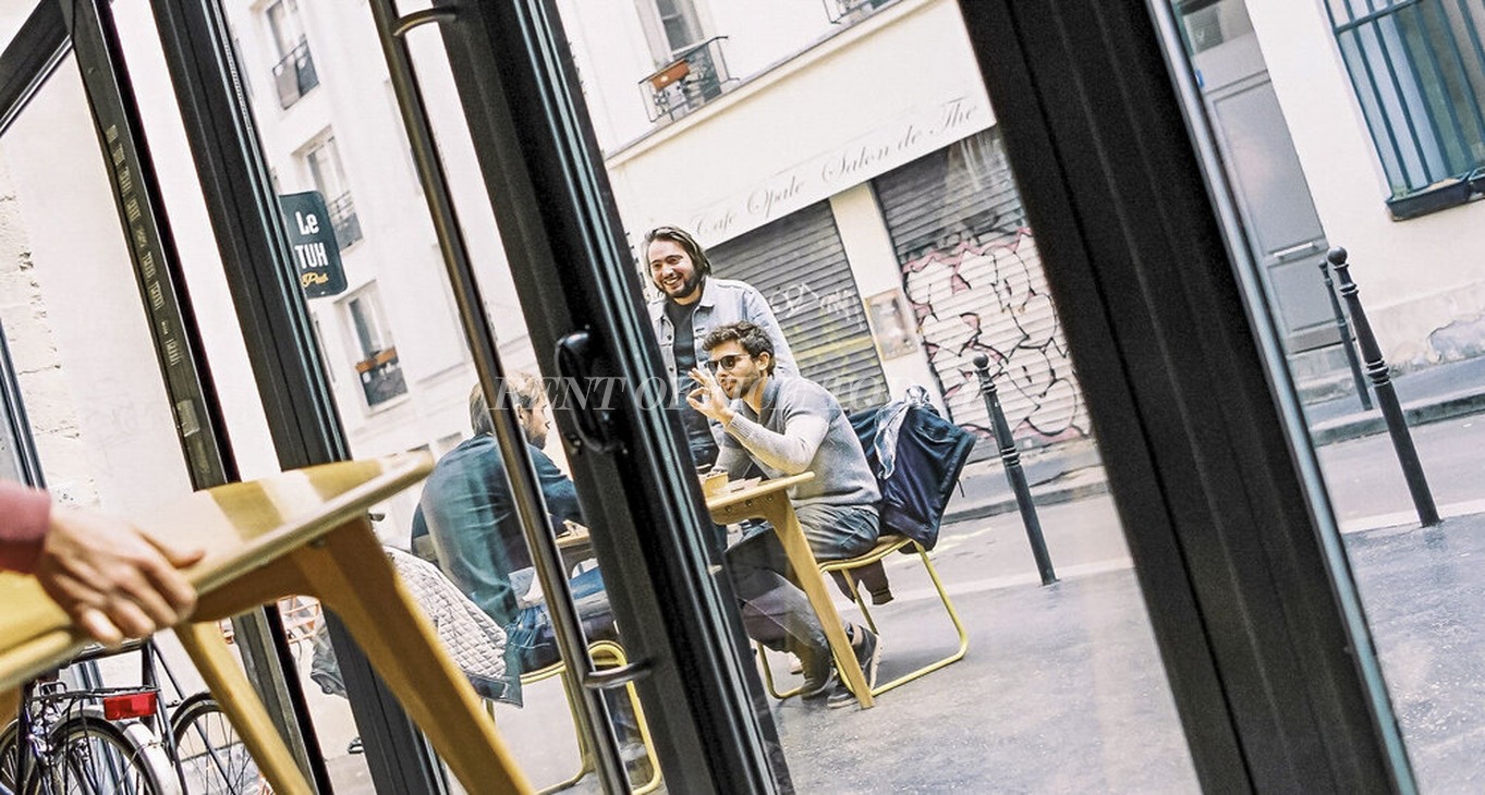 Business center Coworking 24 Cour des Petites Écuries Rent office Coworking 24 Cour des Petites Écuries — photo 2