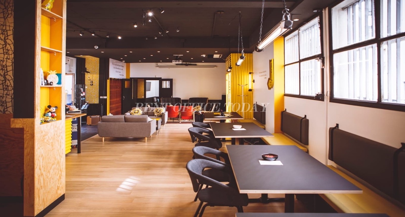 Business center Coworking 30 Rue du Chemin Vert Rent office Coworking 30 Rue du Chemin Vert — photo 5