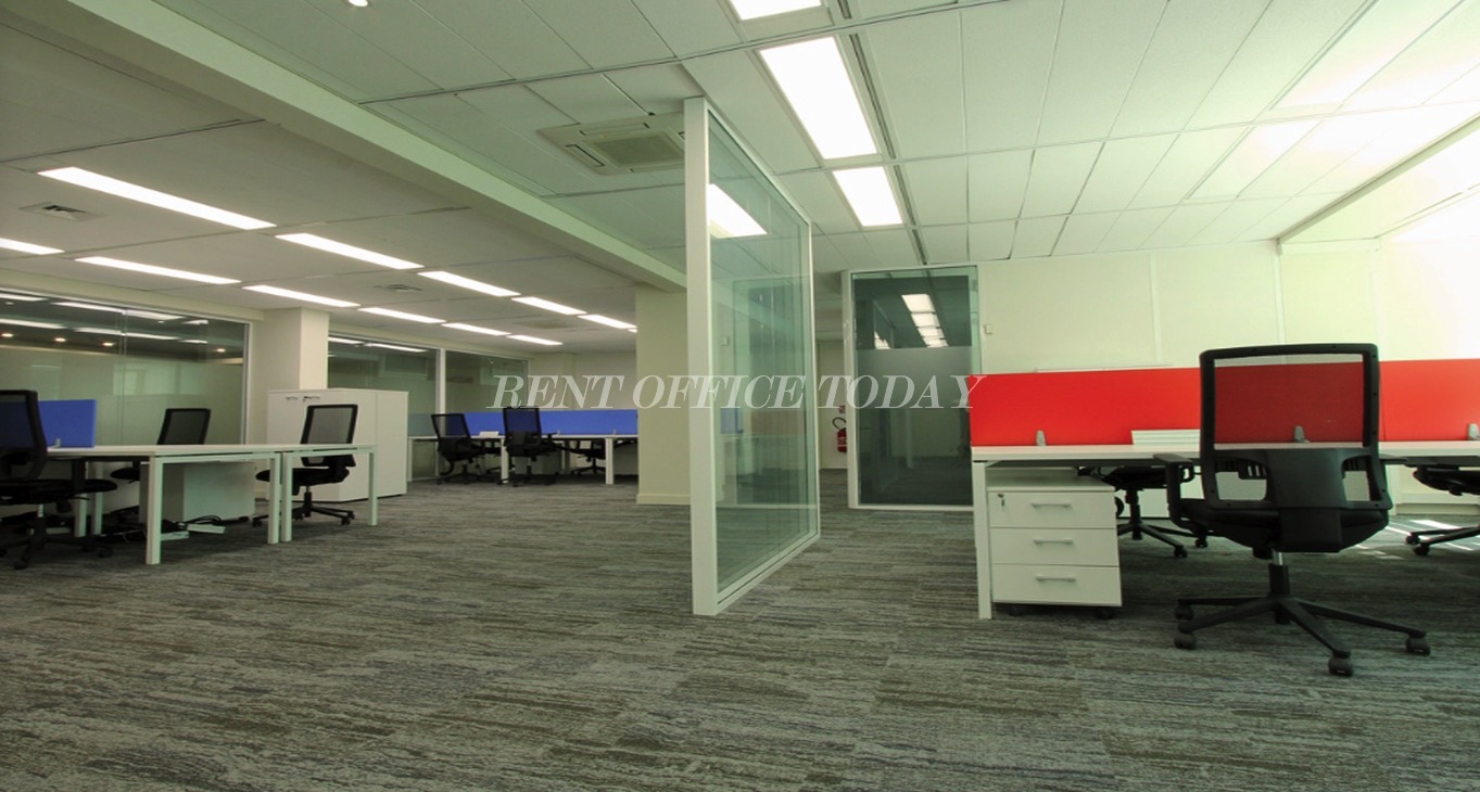 Rent office Serviced Offices 22 Pl. des Vosges — photo 8