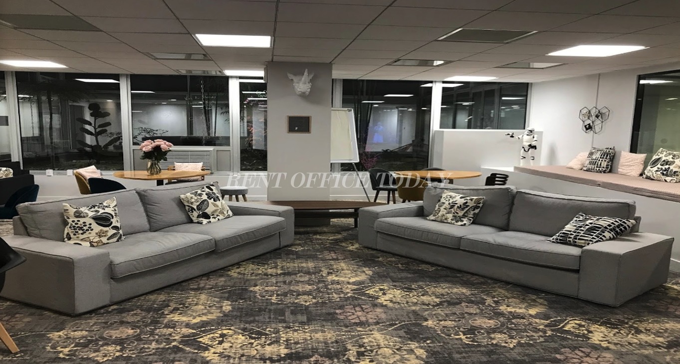Rent office Serviced Offices 22-24 rue Chalgrin — photo 9