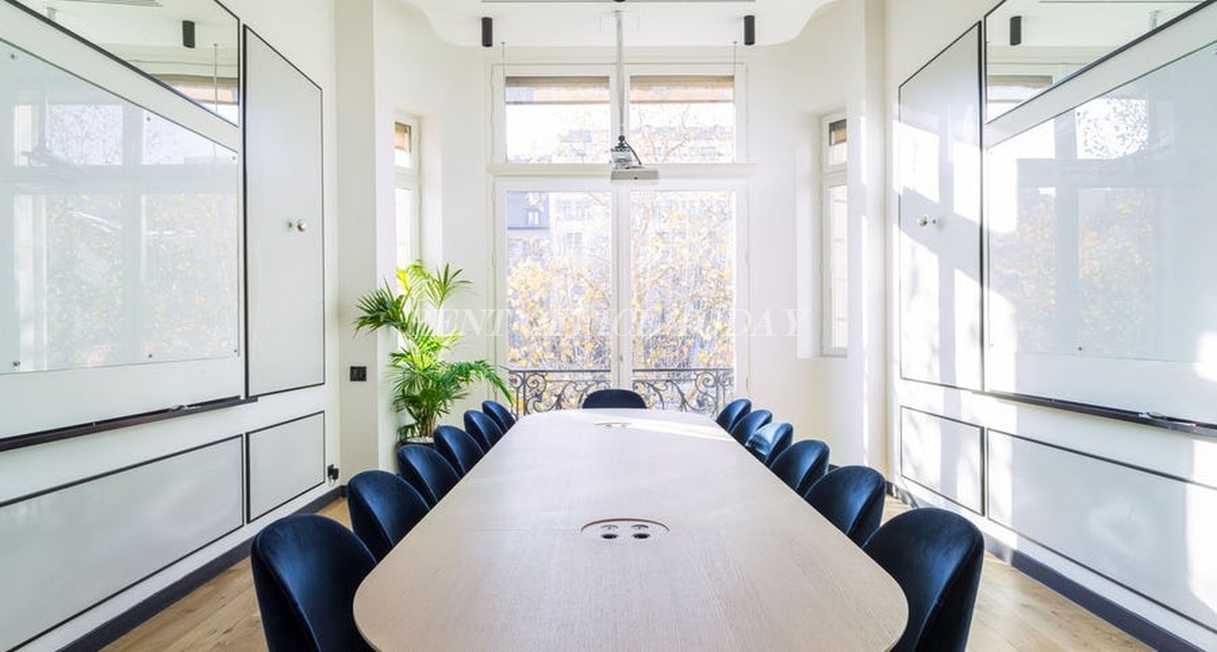 Rent office 92 Av. des Champs-Élysées — photo 13