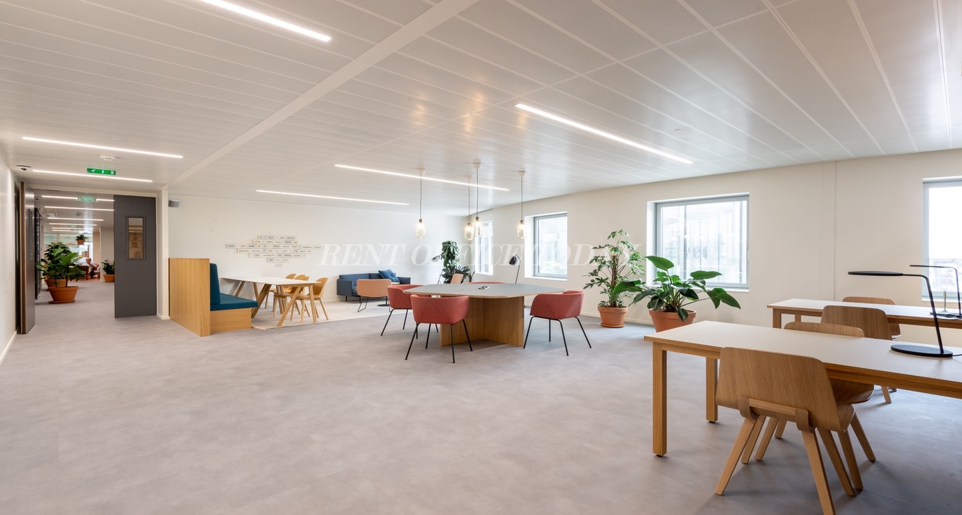 Rent office Coworking 1-7 Cours Valmy — photo 7