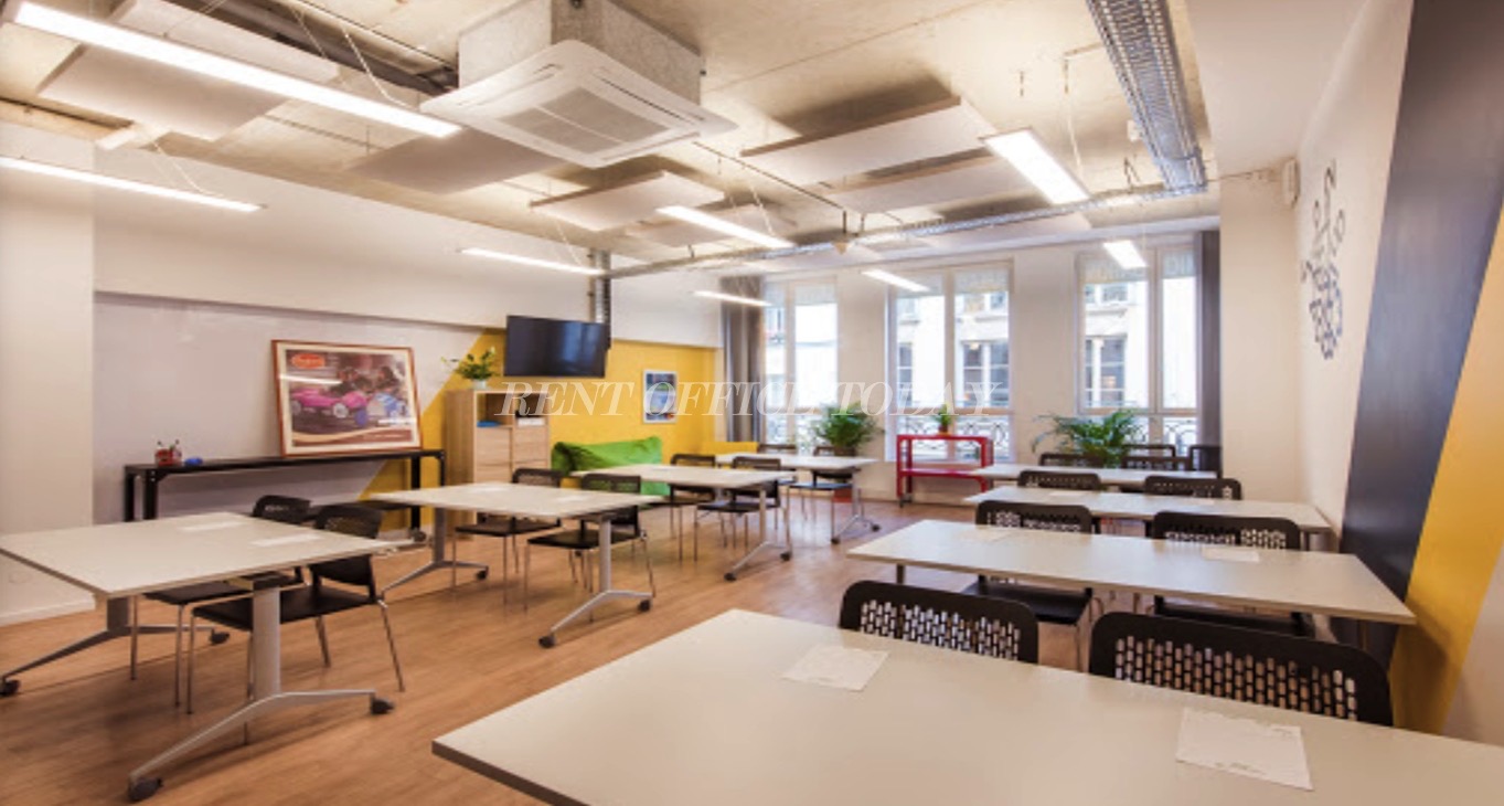 Rent office Coworking 151 Rue Saint Denis — photo 1