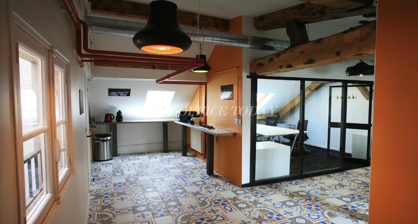 Rent office Coworking 41 Rue de la Chau. d'Antin — photo 3