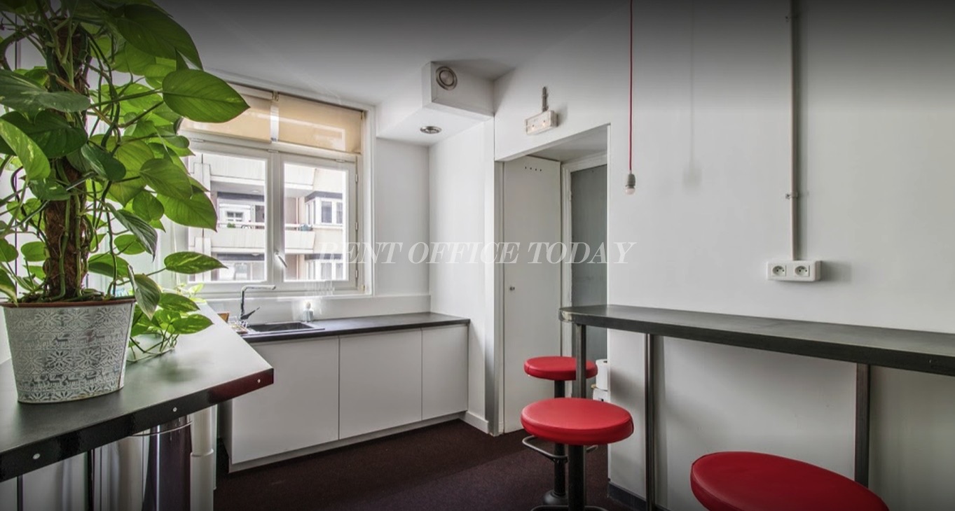 Rent office Coworking 41 Rue de la Chau. d'Antin — photo 5