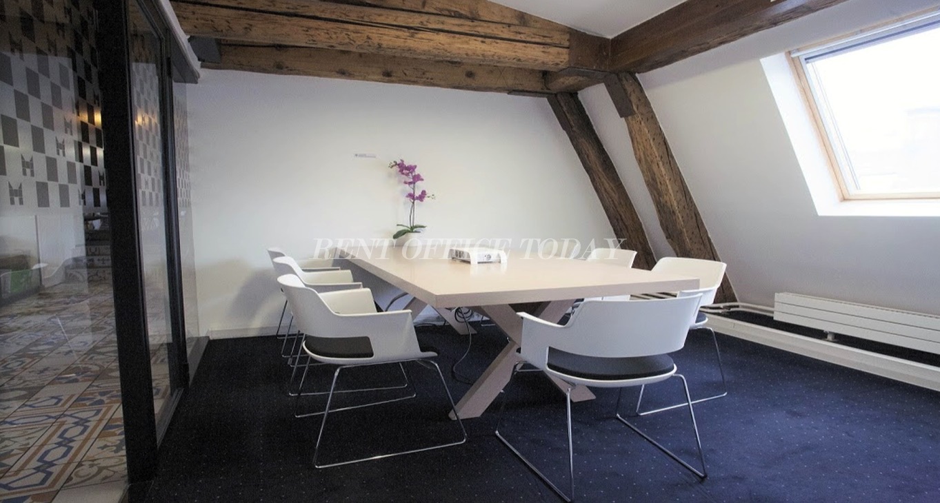 Rent office Coworking 41 Rue de la Chau. d'Antin — photo 6