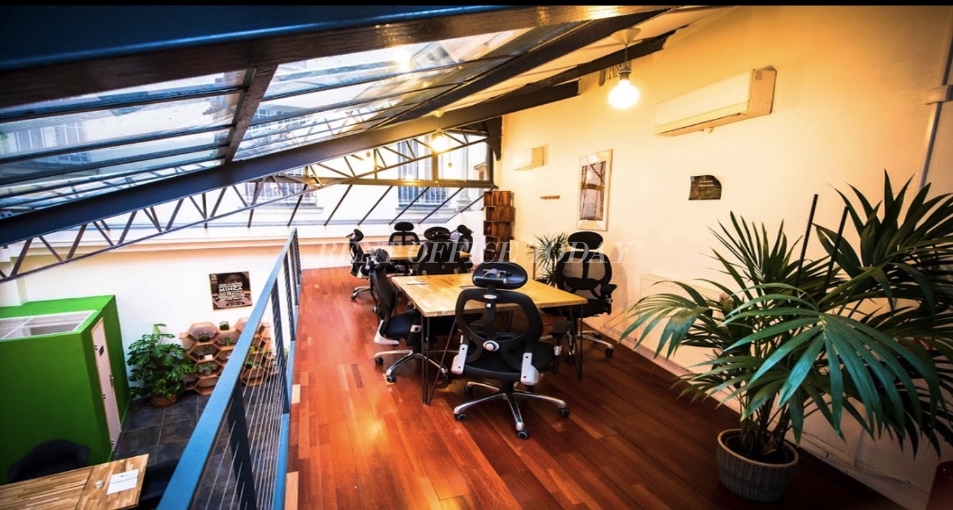 Business center Coworking 48 Rue Joseph de Maistre Rent office Coworking 48 Rue Joseph de Maistre — photo 10