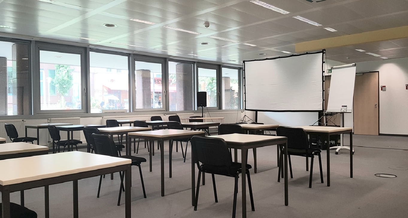 Rent office Ludwig-Erhard-Straße 18 — photo 1