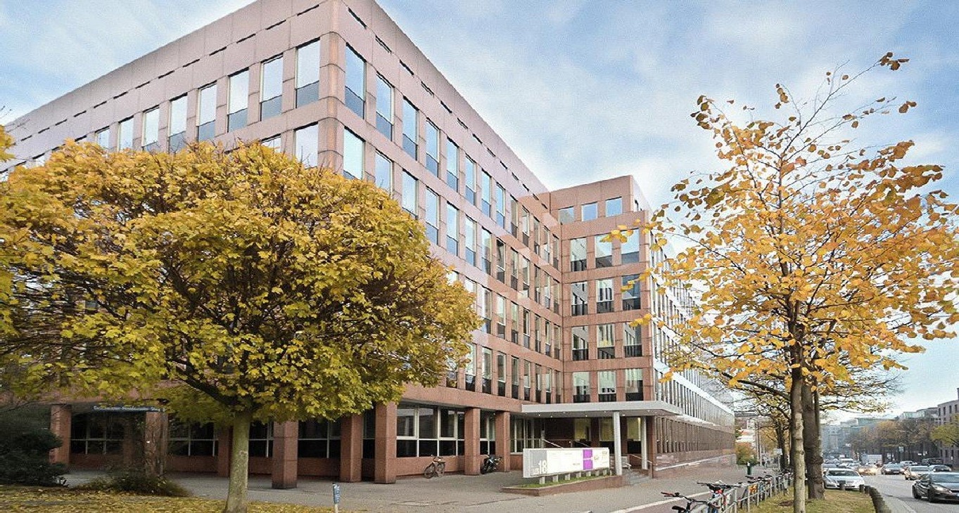 Rent office Ludwig-Erhard-Straße 18 — photo 4
