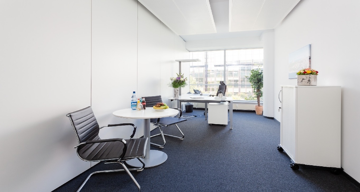 Rent office Mainzer Landstraße 69 — photo 1