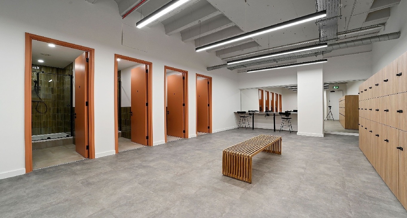 Rent office Mansell Street 21 — photo 12