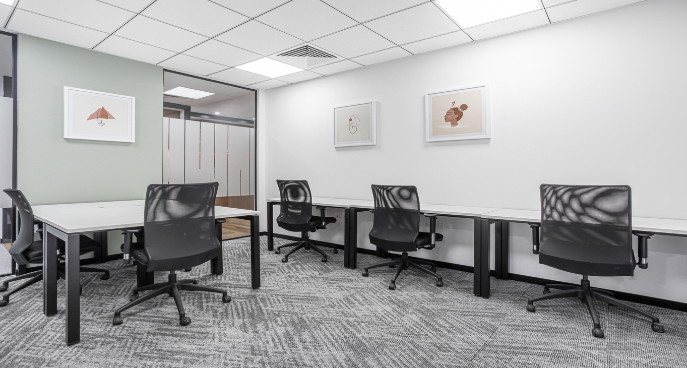Centro de negocios Marina Gate Rent office Marina Gate — photo 7