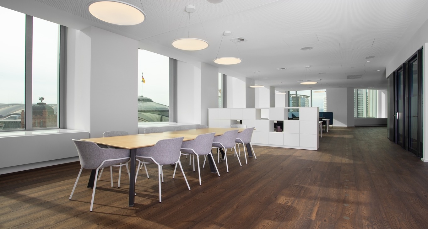 Businesscenter Messeturm Rent office Messeturm — photo 1