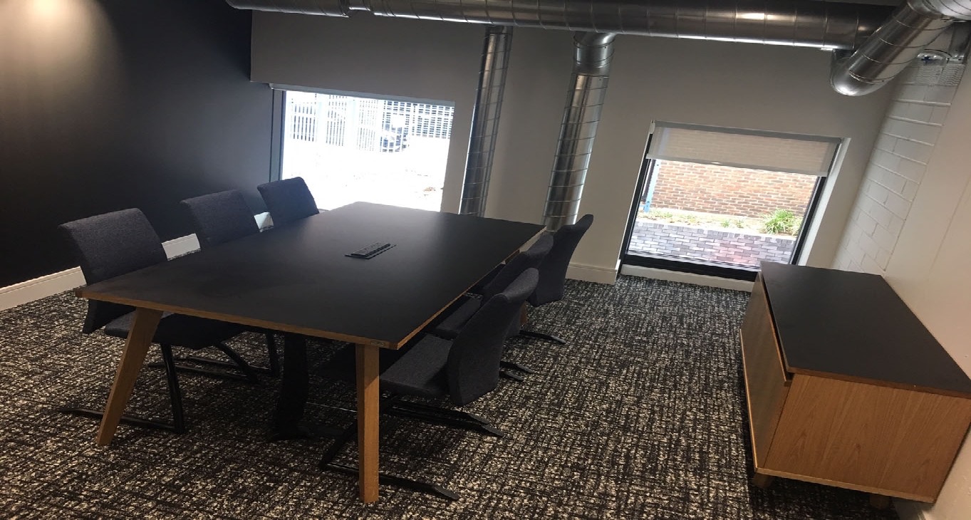 Rent office Millharbour Court — photo 2