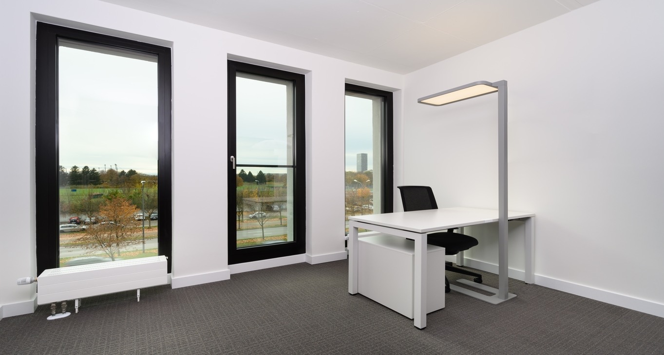 Rent office Regus Olympiapark — photo 3