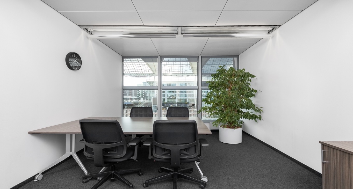 Businesscenter Regus München Airport Rent office Regus München Airport — photo 3