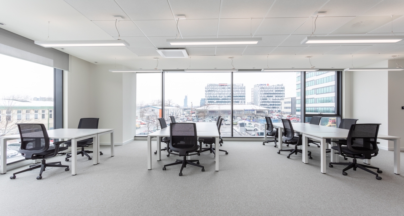Pusat perniagaan Navigator II Rent office Navigator II — photo 5