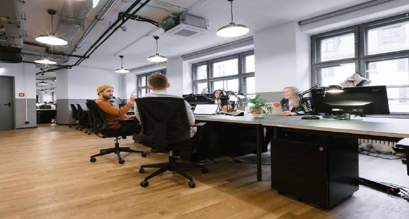 Rent office WeWork Neue Schönhauser Straße — photo 3
