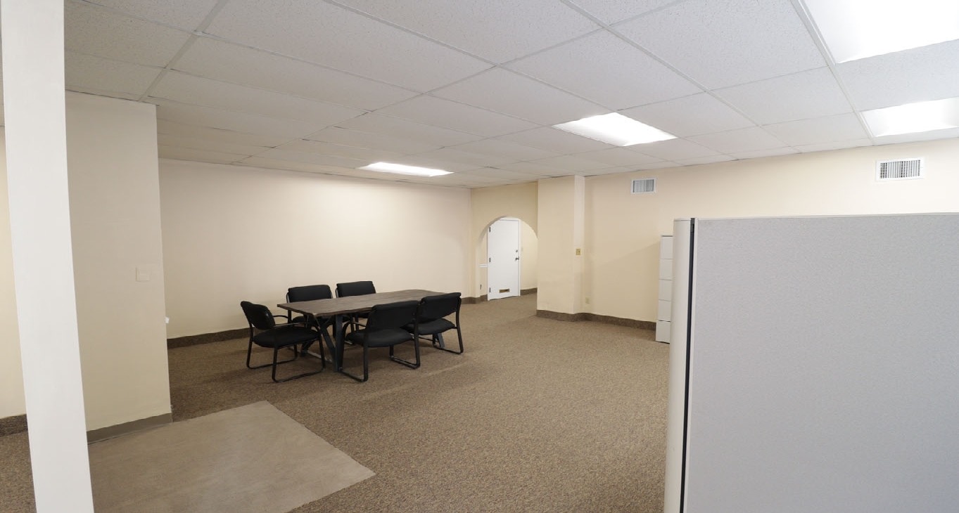 Rent office North 3rd Street 33 — photo 1