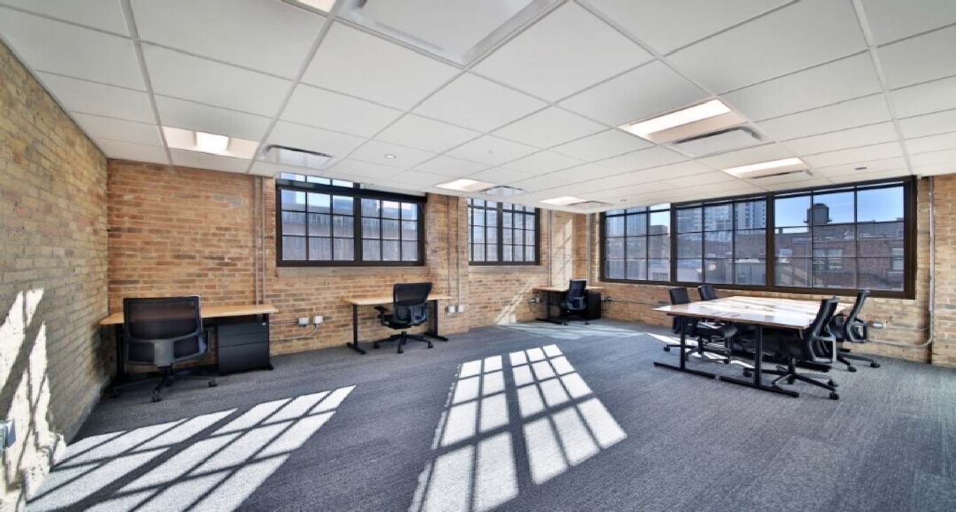 ศูนย์ธุรกิจ North LaSalle Street 620 Rent office North LaSalle Street 620 — photo 9