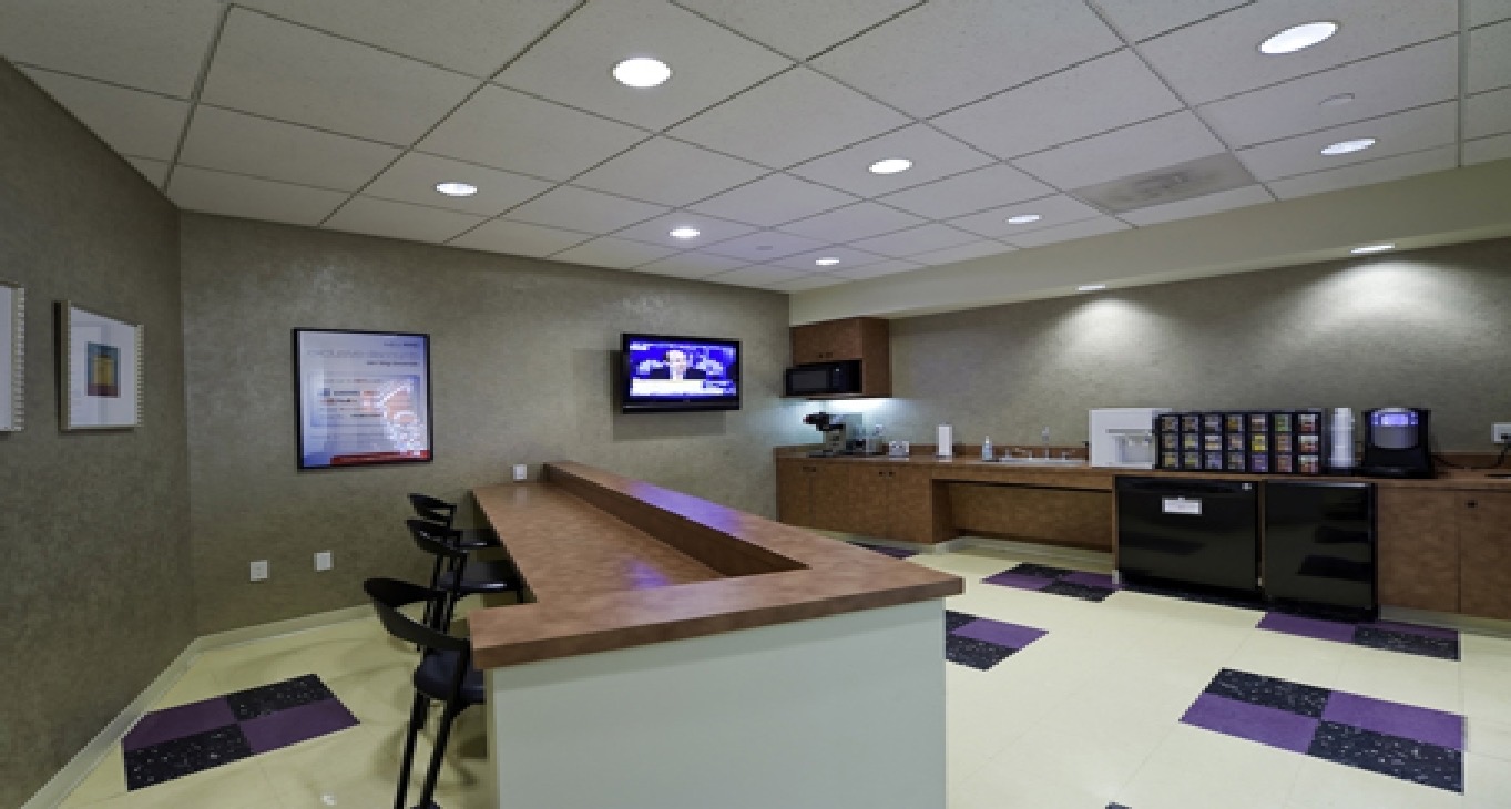 Rent office North  Parkway, Tower II — photo 9