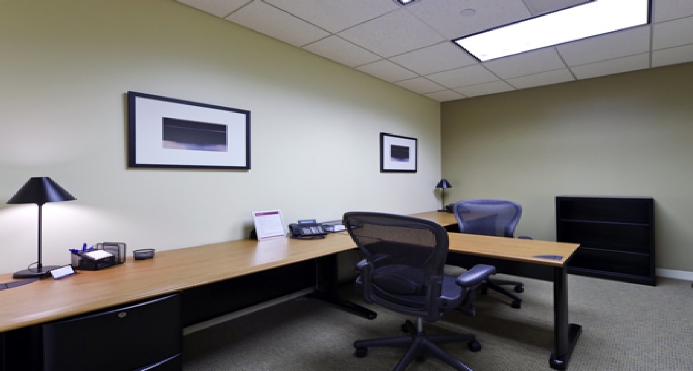 Rent office North  Parkway, Tower II — photo 2