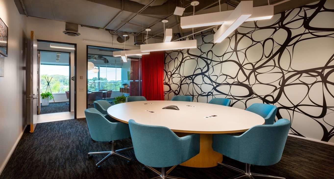Rent office One Glenlake Parkway — photo 10