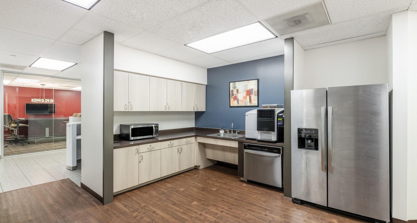 Rent office One Katy Plaza — photo 4