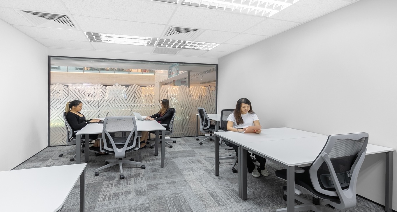 Pusat perniagaan One Raffles Place Tower 2 Rent office One Raffles Place Tower 2 — photo 11