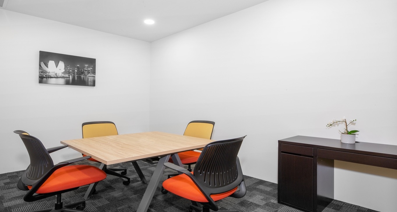 Pusat perniagaan One Raffles Place Tower 2 Rent office One Raffles Place Tower 2 — photo 5