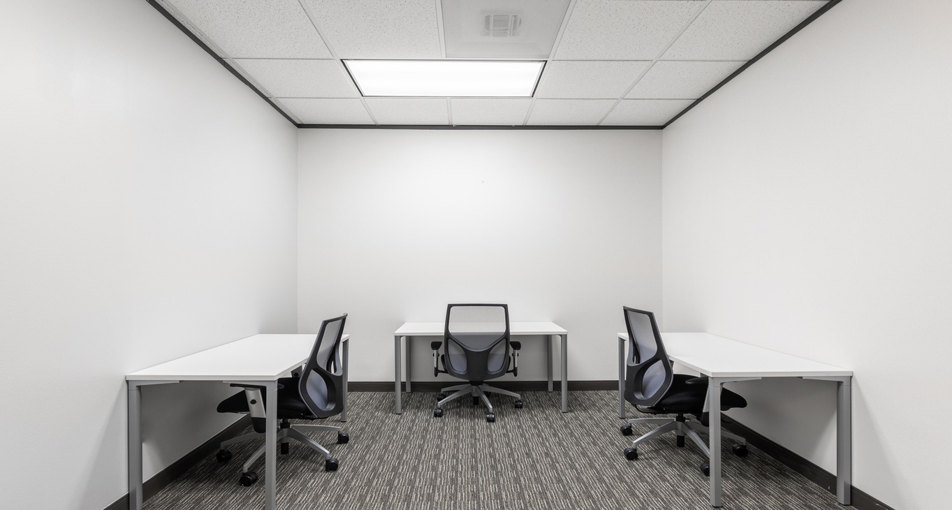 Rent office One Riverway — photo 4