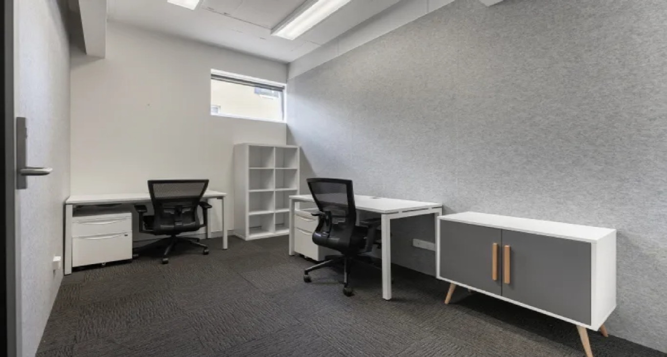 Rent office One West Court Square — photo 11