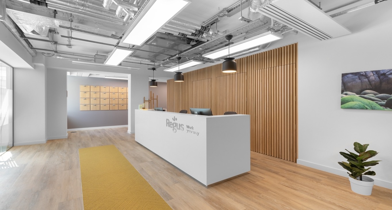 Pusat bisnis Oxford Circus Rent office Oxford Circus — photo 3