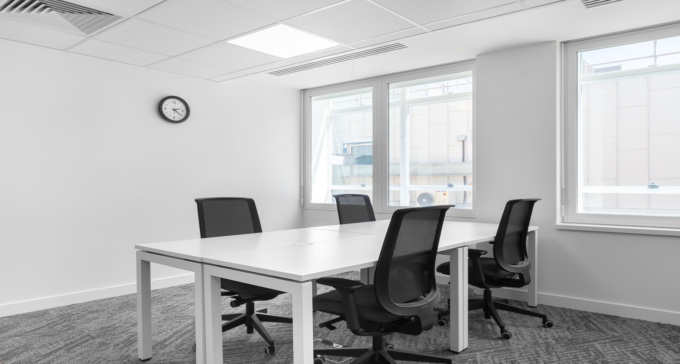 Pusat bisnis Oxford Circus Rent office Oxford Circus — photo 4