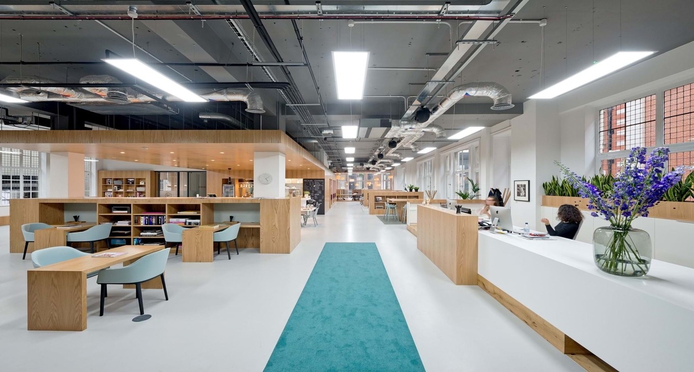 Rent office Oxford Street — photo 3