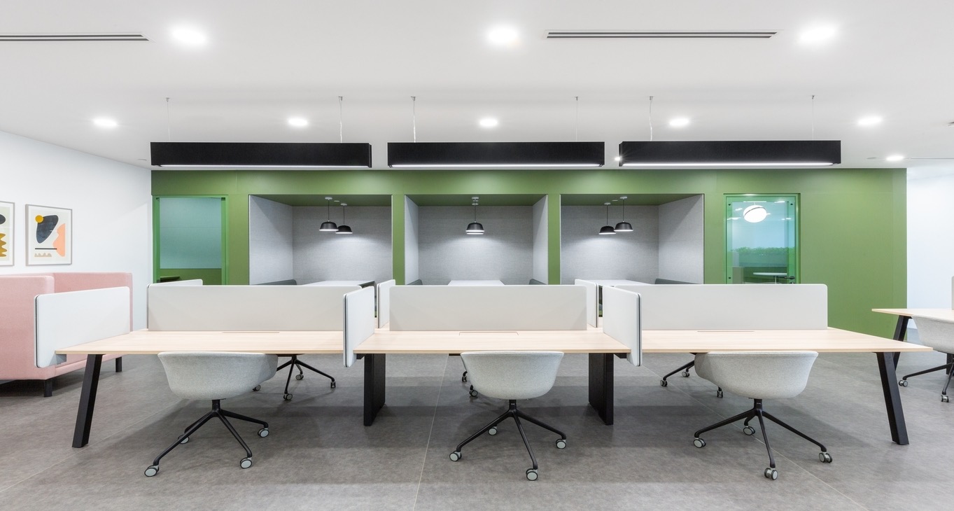 Rent office PLUS Building — photo 7