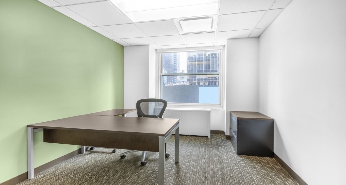 Бизнес-центр Paramount Building Rent office Paramount Building — photo 4