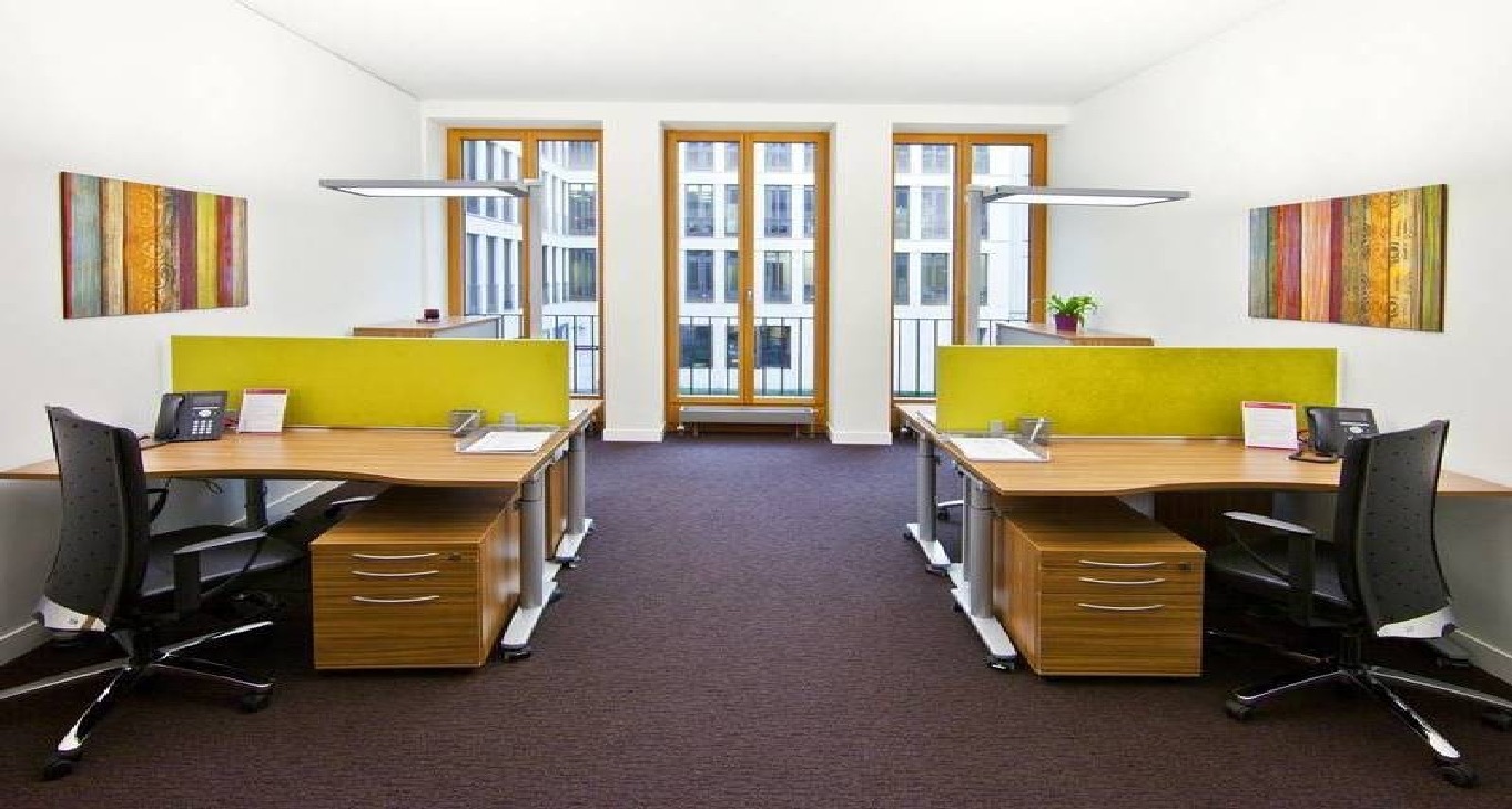 Rent office Pariser Platz 4a — photo 1