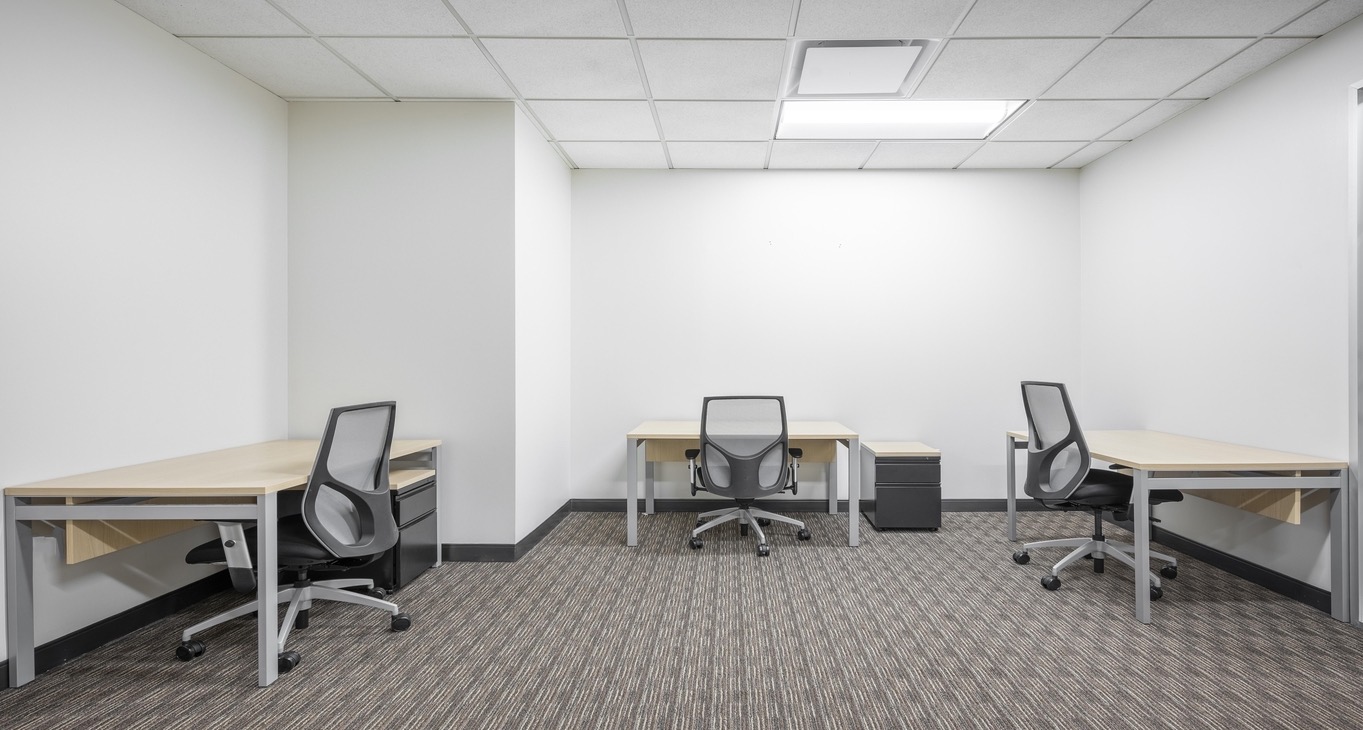Rent office Promenade II — photo 1