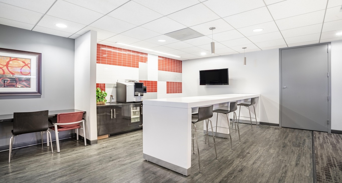 Business center Providian Financial Building Rent office Providian Financial Building — photo 5