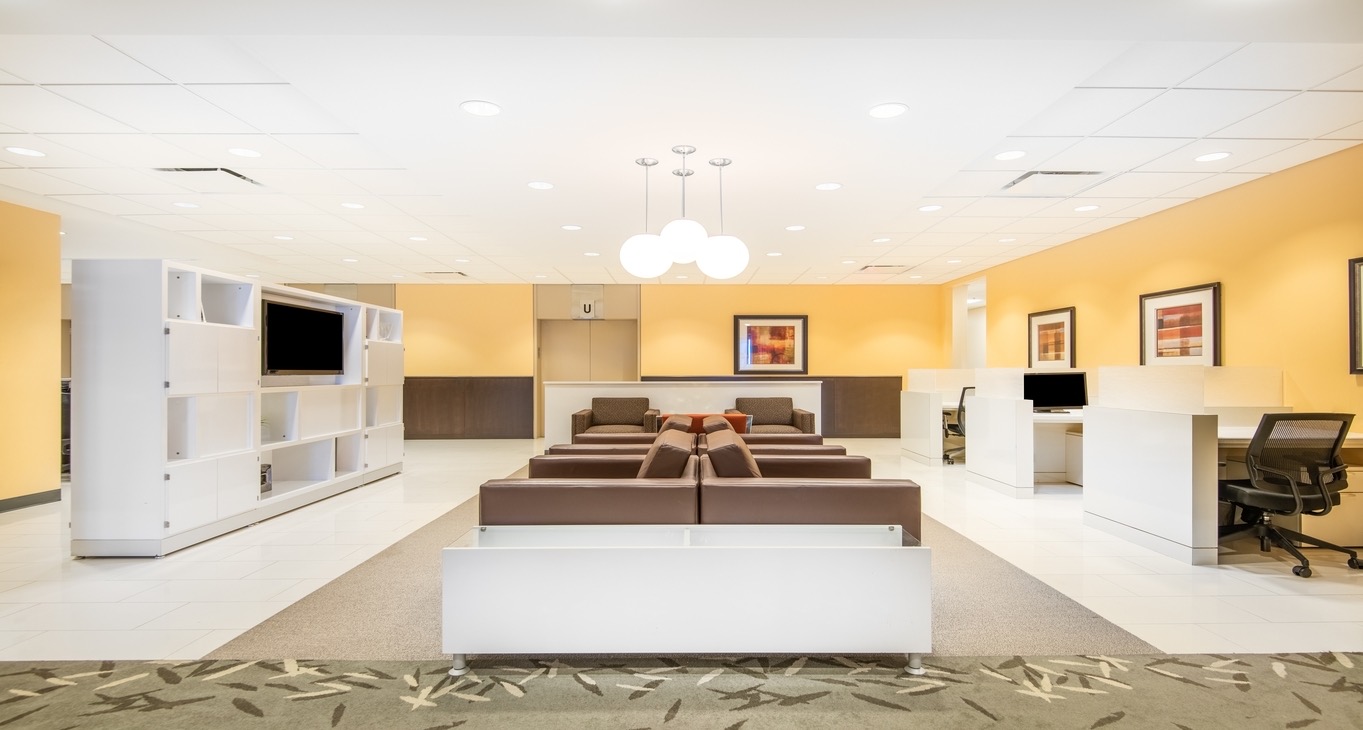 Rent office Prudential Tower — photo 1