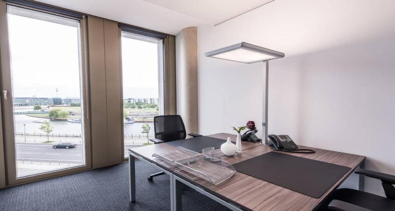Rent office Rahel-Hirsch-Straße 10 — photo 9