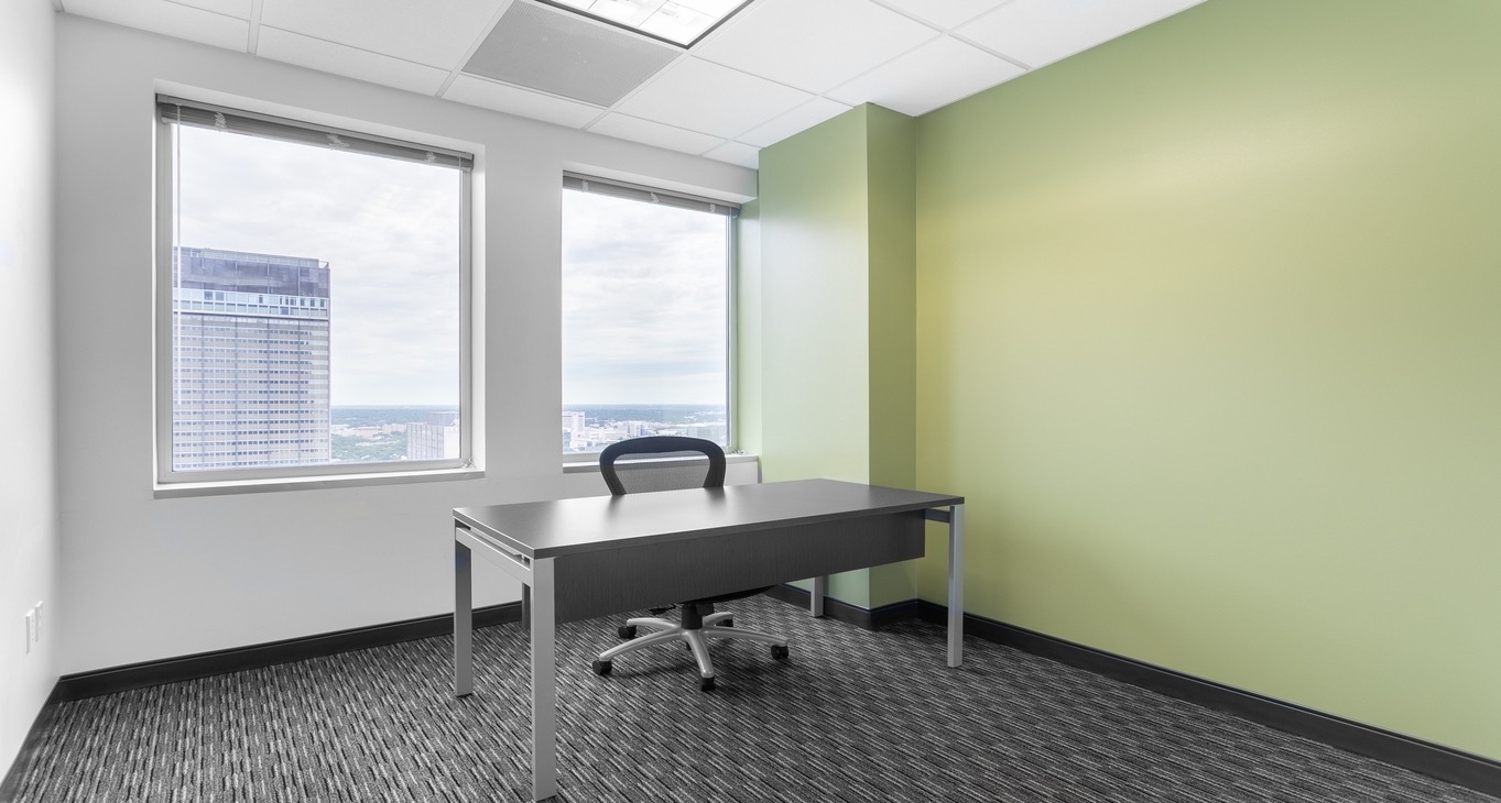 Rent office Republic Center — photo 9