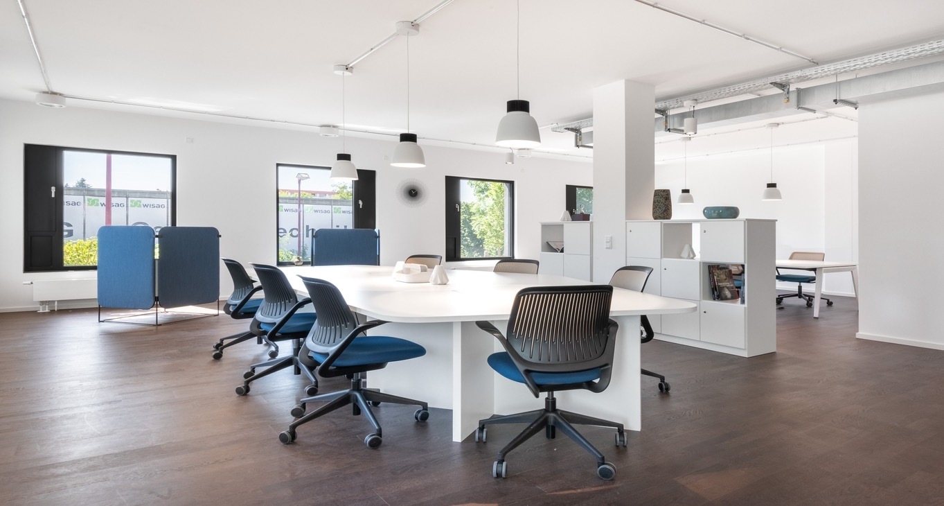 Rent office Rheinstrasse — photo 1